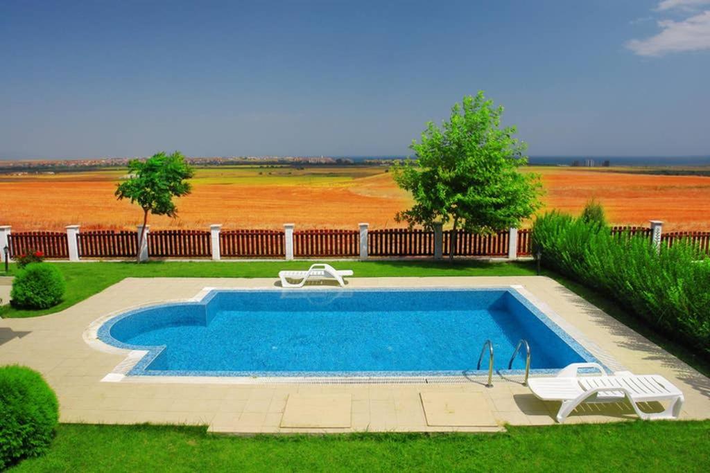 Generaator House Villa Aheloy Exterior photo